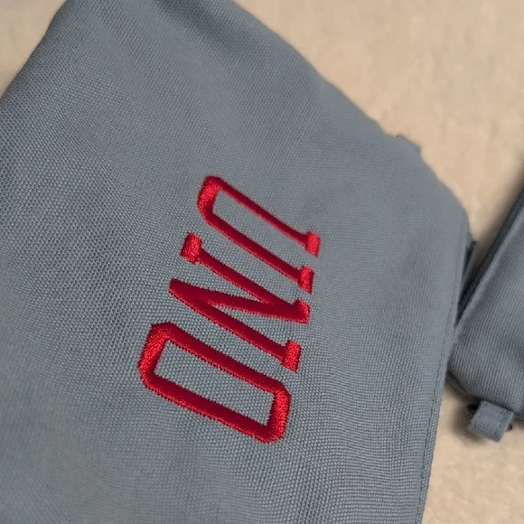 Thirty One Blue Embroidered Women's  Cosmetic Bags - Picture 10 of 12